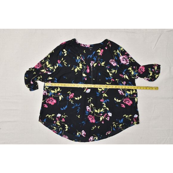 Torrid Plus Size 4 Blouse Black Floral V-Neck 3/4 Sleeve Blouse Top - Picture 3 of 8